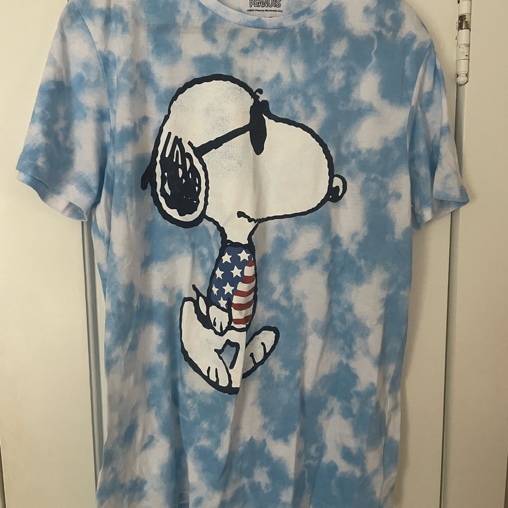 Snoopy tie dye tee